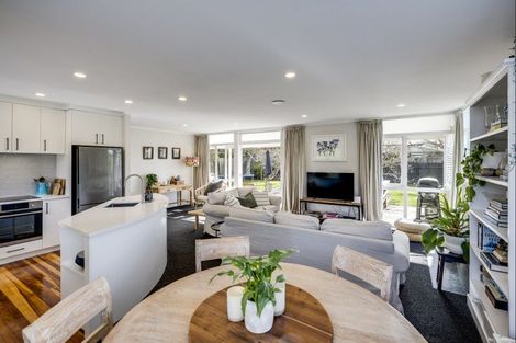 Photo of property in 202 Windsor Avenue, Parkvale, Hastings, 4122