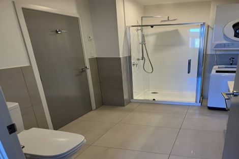 Photo of property in Wyndham Gardens Apartments, 30 Red Oaks Drive, Frankton, Queenstown, 9300