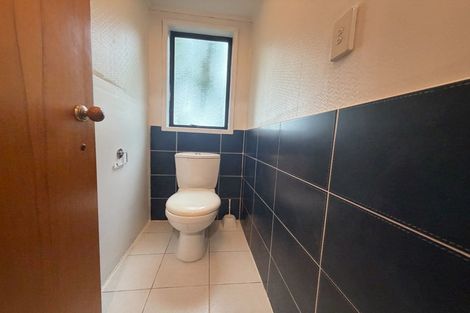 Photo of property in 40 Pigeon Mountain Road, Half Moon Bay, Auckland, 2012