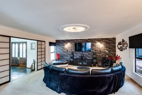 Photo of property in 13 Donegal Crescent, Tamatea, Napier, 4112