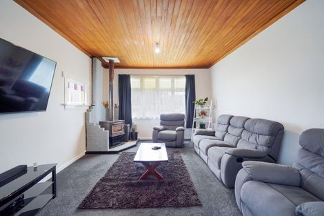 Photo of property in 43 Half Mile Road, Tuatapere, 9620