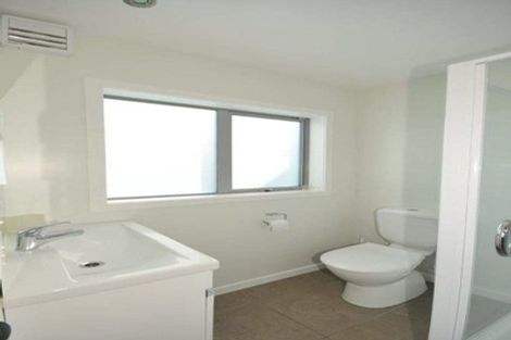 Photo of property in 12 Sunhaven Drive, Newlands, Wellington, 6037