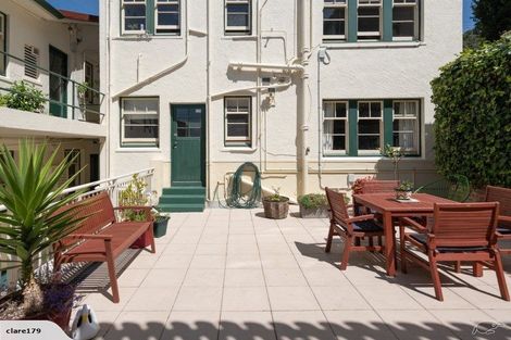 Photo of property in 332u5 Tinakori Road, Thorndon, Wellington, 6011