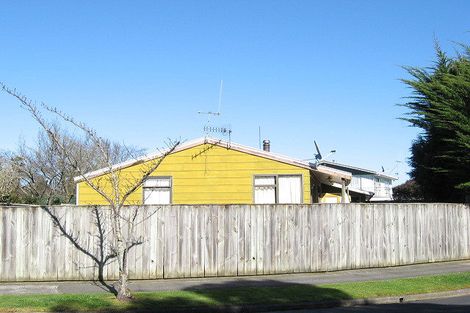 Photo of property in 8a Mcdonald Place, Marton, 4710