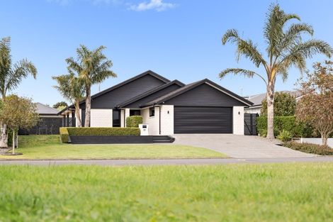 Photo of property in 20 Montia Close, Papamoa Beach, Papamoa, 3118