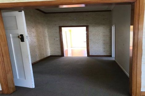 Photo of property in 56 Mckenzie Road, Mangere Bridge, Auckland, 2022