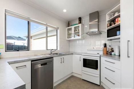 Photo of property in 304 Otumoetai Road, Otumoetai, Tauranga, 3110
