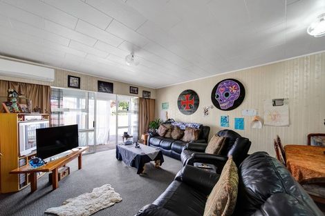 Photo of property in 59 Murray Avenue, Hawera, 4610