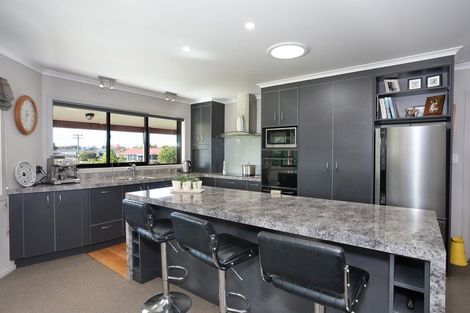 Photo of property in 7 Melody Place, Marton, 4710