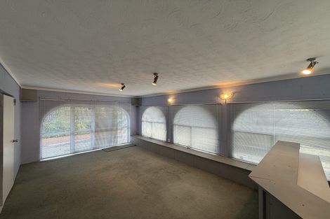 Photo of property in 4 Seakens Way, Glen Eden, Auckland, 0602