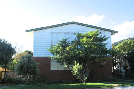Photo of property in 14 Miro Street, Eastbourne, Lower Hutt, 5013