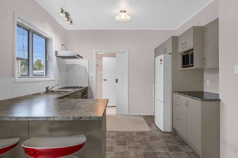 Photo of property in 66 Great North Road, Saint Johns Hill, Whanganui, 4500