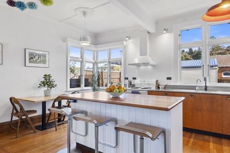 Photo of property in 262 Macandrew Road, Forbury, Dunedin, 9012