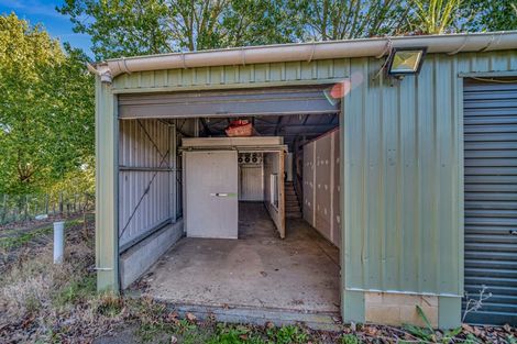 Photo of property in 389 Waiuku Road, Puni, Pukekohe, 2678