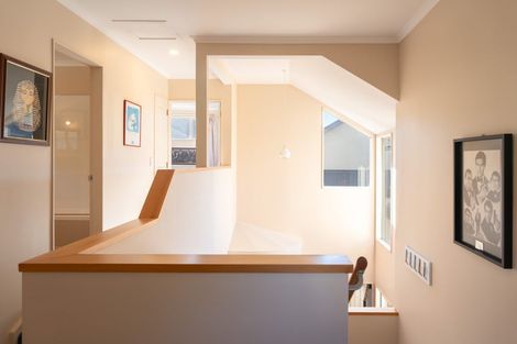 Photo of property in 2 Sandybrow, Churton Park, Wellington, 6037