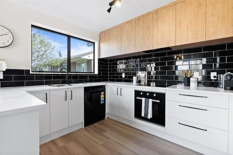 Photo of property in 4/13 Selwyn Road, Manurewa, Auckland, 2102
