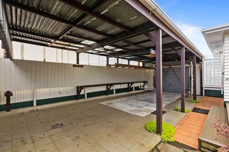 Photo of property in 208 Carrington Street, Vogeltown, New Plymouth, 4310
