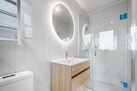 Photo of property in 4/800 Chapel Road, Northpark, Auckland, 2016