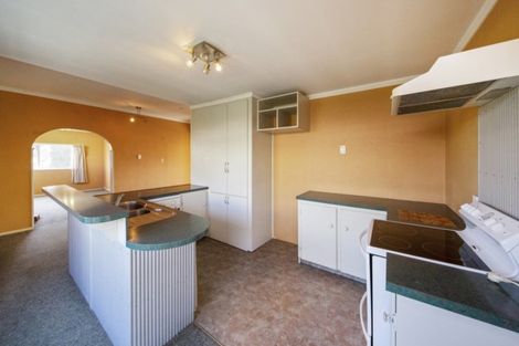 Photo of property in 126 Miranda Street, Stratford, 4332