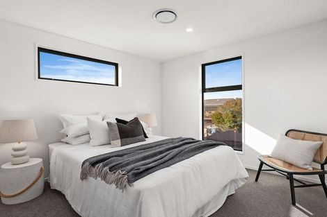Photo of property in 2/142 Main Road North, Papanui, 8052