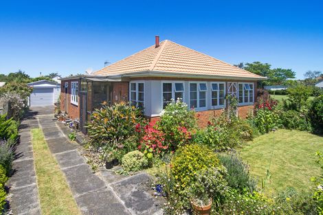 Photo of property in 32 Masters Crescent, Masterton, 5810