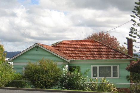 Photo of property in 21 Pleasant Road, Glen Eden, Auckland, 0602