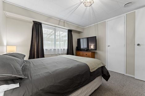 Photo of property in 23 Peppertree Glade, Kelvin Grove, Palmerston North, 4414