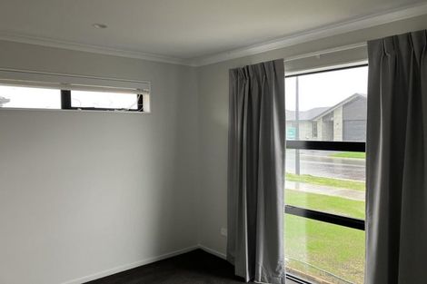 Photo of property in 8 Frogmore Way, Rolleston, 7615