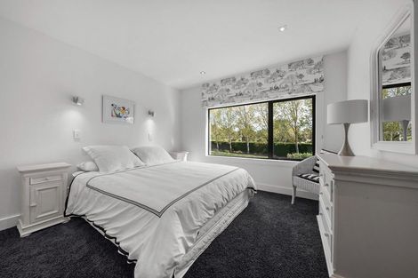 Photo of property in 9 Birdie Way, Martinborough, 5711