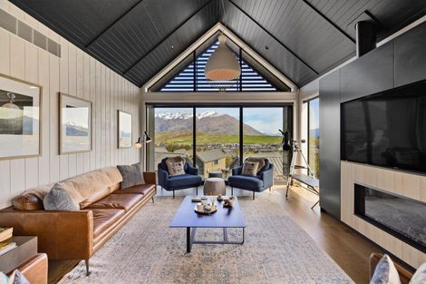 Photo of property in 17 Falconer Rise, Jacks Point, Queenstown, 9371
