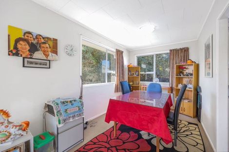 Photo of property in 5 Merida Place, Unsworth Heights, Auckland, 0632