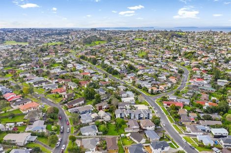 Photo of property in 13 Kennedy Avenue, Forrest Hill, Auckland, 0620
