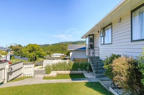 Photo of property in 8 Christchurch Crescent, Kelson, Lower Hutt, 5010