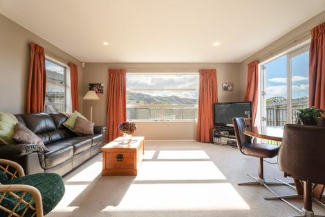 Photo of property in 30a Abilene Crescent, Churton Park, Wellington, 6037