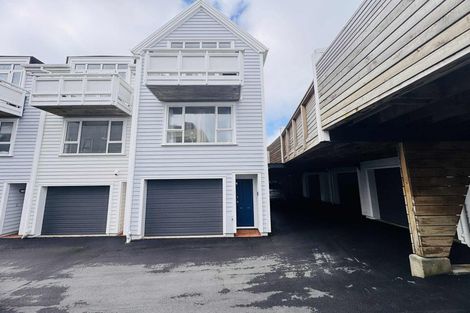 Photo of property in Pirie Street Townhouses, 36/35 Pirie Street, Mount Victoria, Wellington, 6011