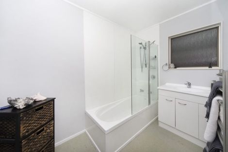 Photo of property in 1/54 Stapleford Crescent, Browns Bay, Auckland, 0630