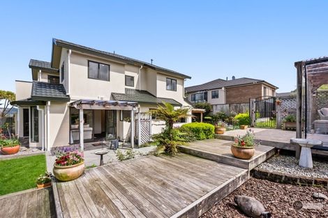 Photo of property in 2 Kirton Drive, Riverstone Terraces, Upper Hutt, 5018