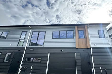 Photo of property in 3/147c Carlisle Road, Northcross, Auckland, 0632