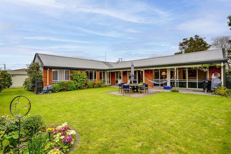 Photo of property in 34 Meeanee Road, Taradale, Napier, 4112