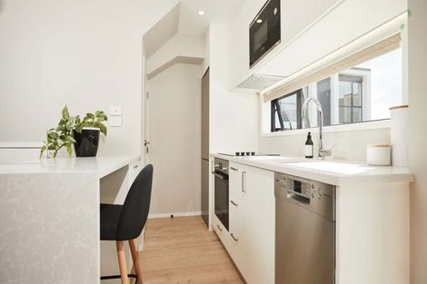 Photo of property in 6 Koro Lane, Mangere Bridge, Auckland, 2022