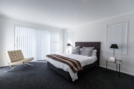 Photo of property in 1 Tremaine Avenue, Two Mile Bay, Taupo, 3330