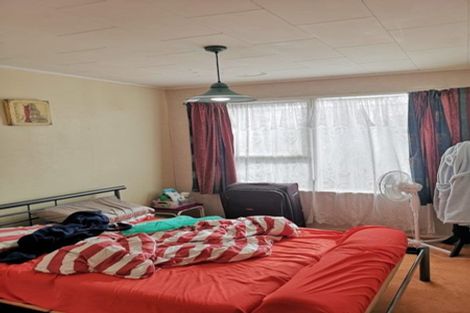 Photo of property in 1 Nan Place, Pakuranga Heights, Auckland, 2010