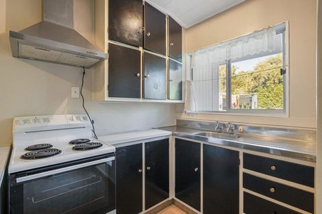 Photo of property in 10f3 Petherick Crescent, Johnsonville, Wellington, 6037