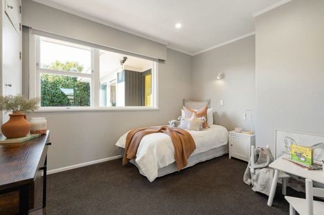 Photo of property in 22a Duncan Road, St Andrews, Hamilton, 3200