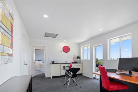 Photo of property in 60 Lee Road, Hannahs Bay, Rotorua, 3010