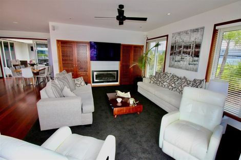 Photo of property in 25 Leeward Drive, Whitianga, 3510