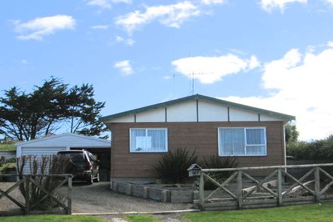 Photo of property in 67a Thomas Place, Foxton Beach, Foxton, 4815