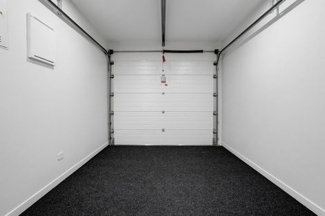 Photo of property in 4/196 Royal Road, Massey, Auckland, 0614