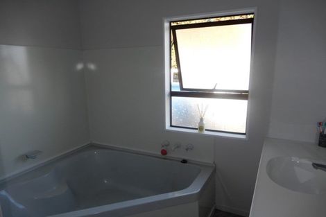 Photo of property in 22 Montgomery Crescent, Putaruru, 3411