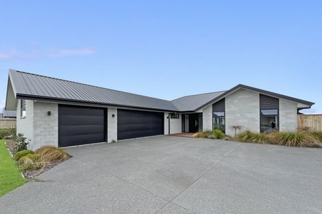 Photo of property in 8 Texel Crescent, West Melton, 7618